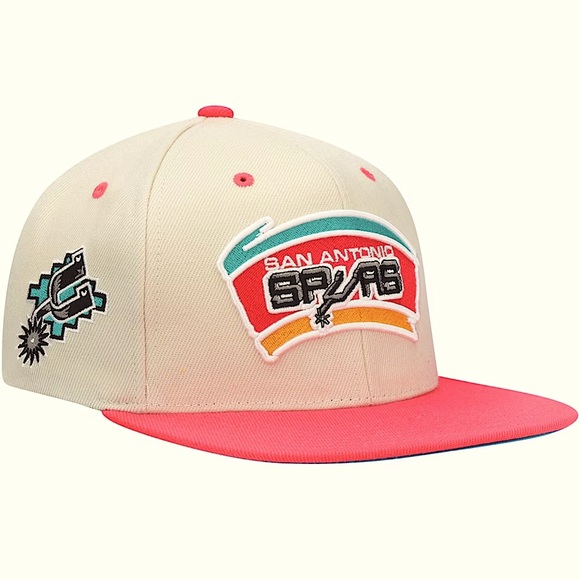 San Antonio Spurs Mitchell & Ness Hardwood Classics 2-Tone Snapback Hat 7 1/4 - Picture 1 of 12